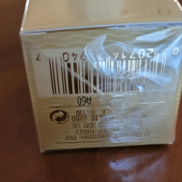 Clinique Aromotics Elixir - Picture 3 of 3